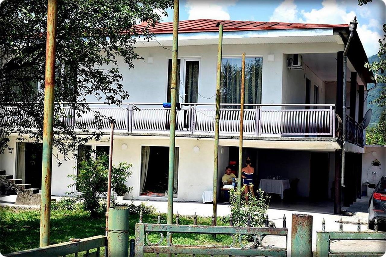 guest house QEDI Jvari Extérieur photo